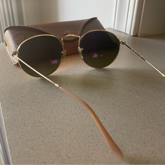 Ray-Ban Polaroid Sunglasses - Picture 3 of 3